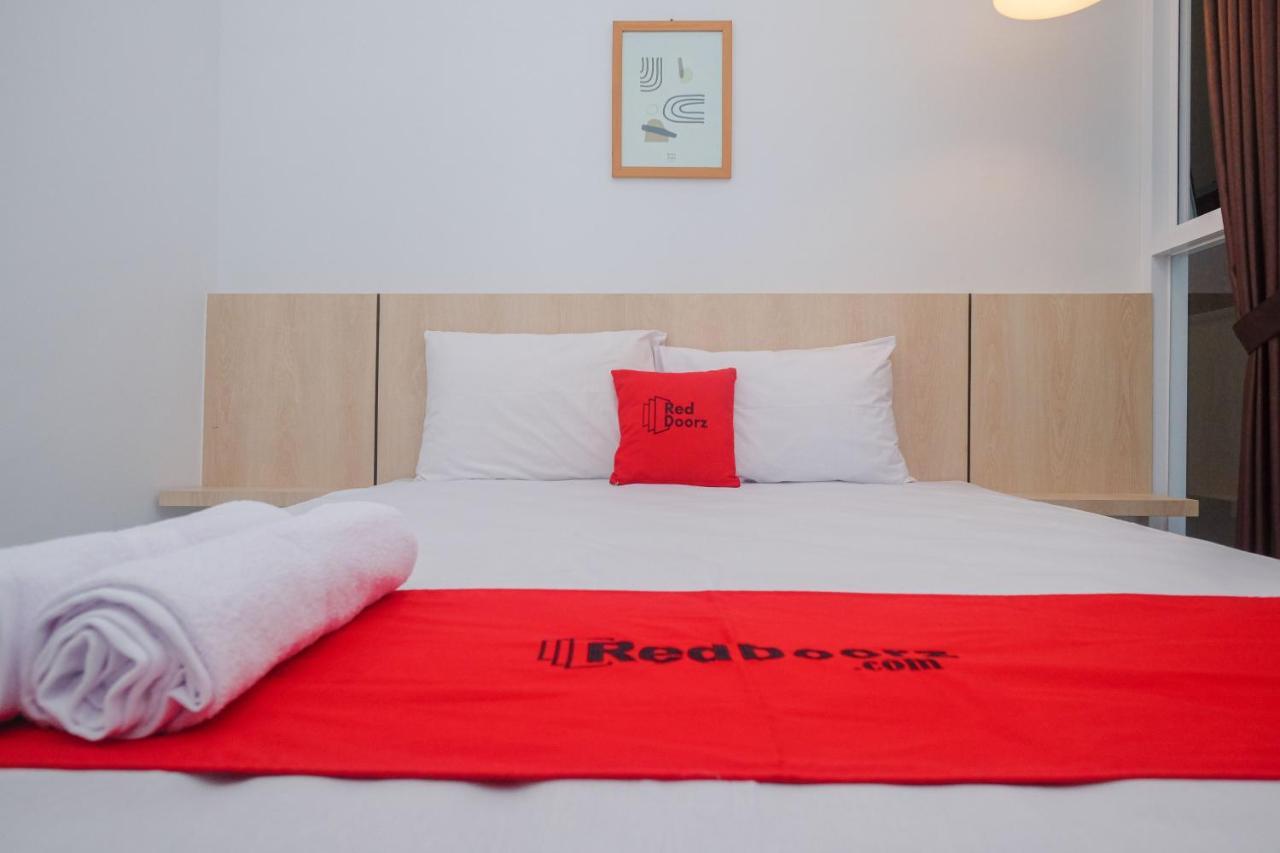 Hotel Reddoorz Syariah @ Tlogosari Semarang Alastuwo Esterno foto